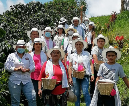 Visita t&eacute;cnica a la producci&oacute;n viverista del eje cafetero