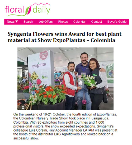Luis Corsini received the Award from ExpoPlantas together with the management of Distributor L&G Agroflowers