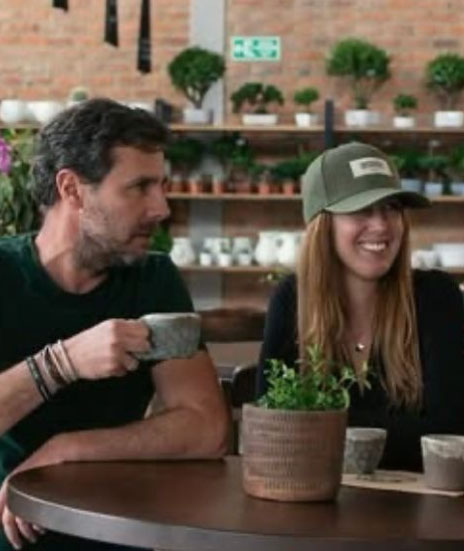 French Quarter: vivero, decoración, restaurante y café